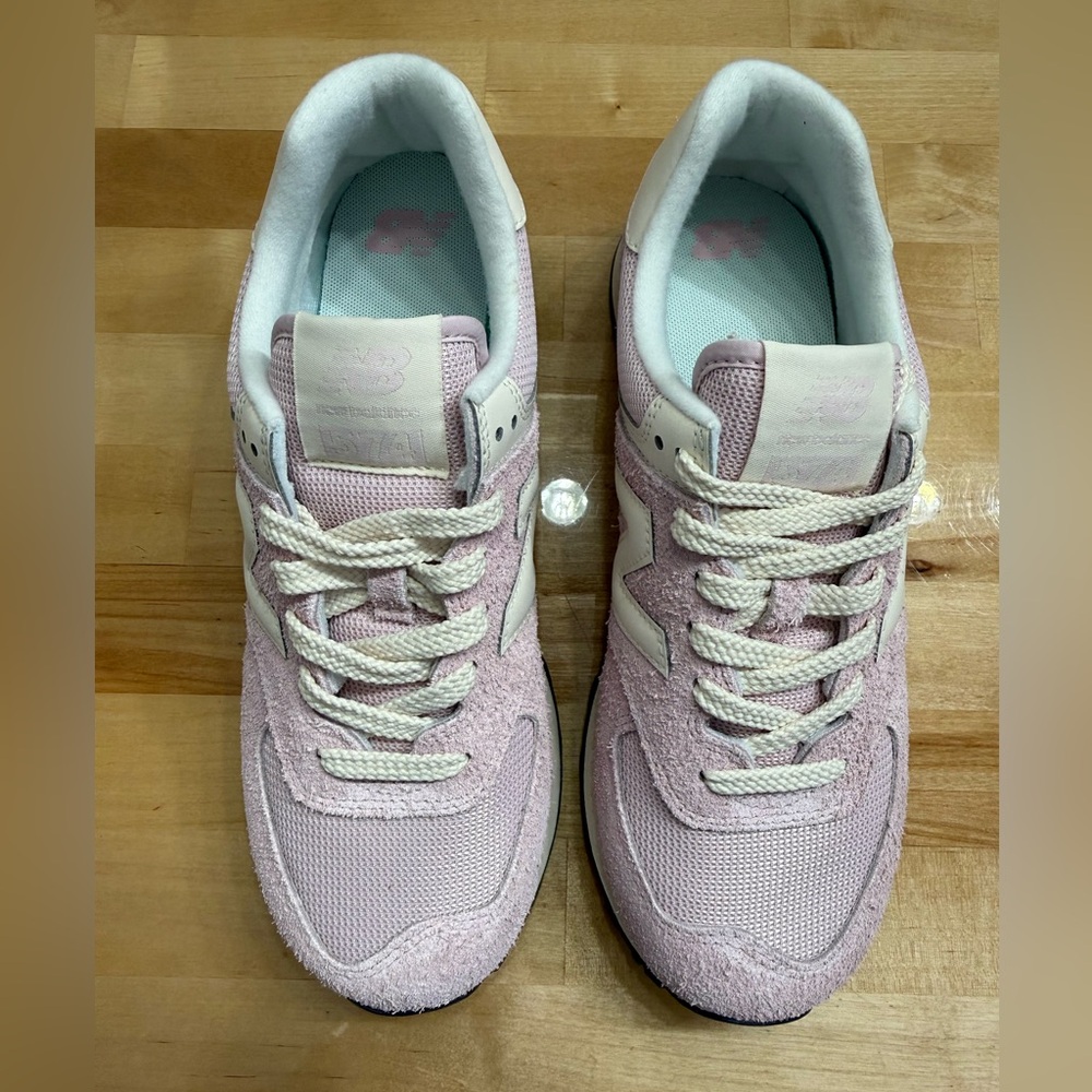 New Balance NB574 Women’s Pink Terry Cloth Retro Runner NEW Sz 8 - Picture 8 of 12